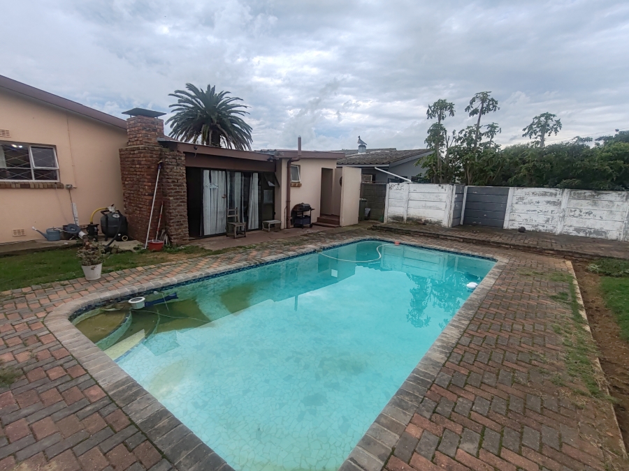3 Bedroom Property for Sale in Manor Heights Eastern Cape